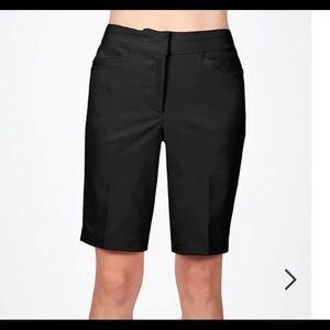 Tail Golf Active Shorts. Black. Size 16.